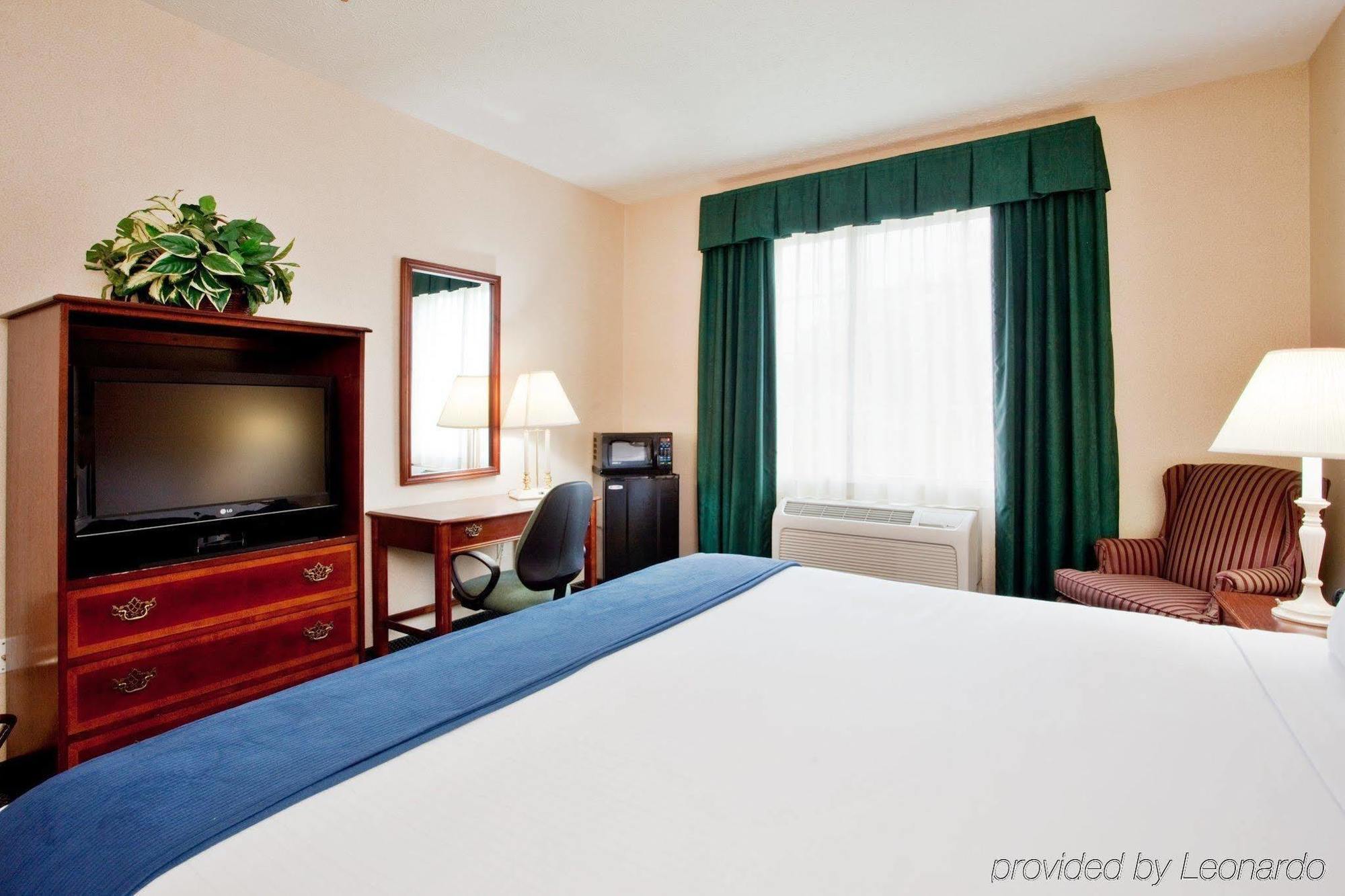 Holiday Inn Express Kilmarnock Room photo